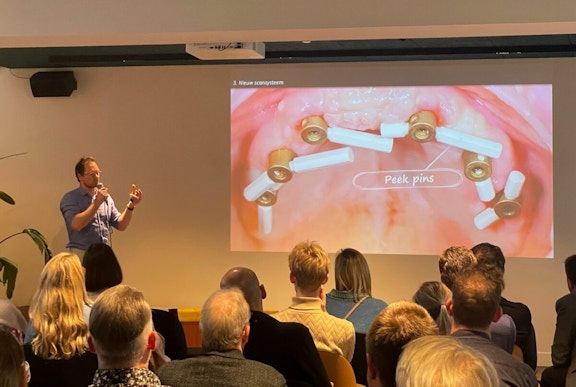 Caps belgium presentation peek pins